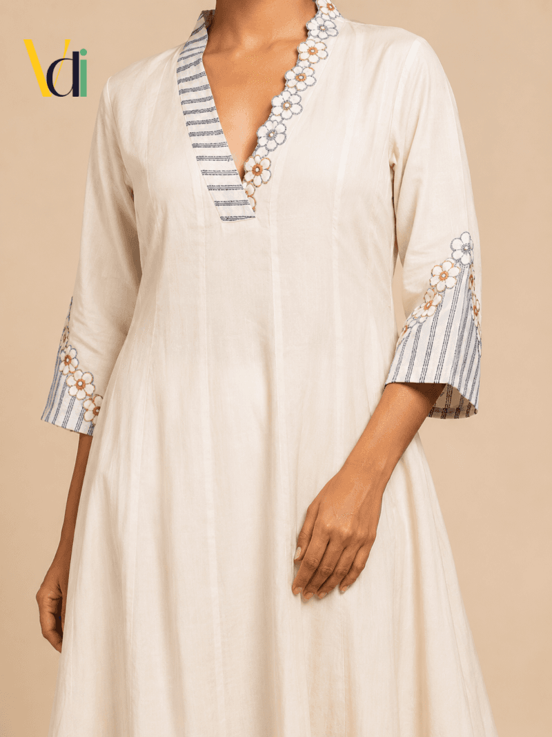 Vennila Bloom Co-Ord Set — alternate view