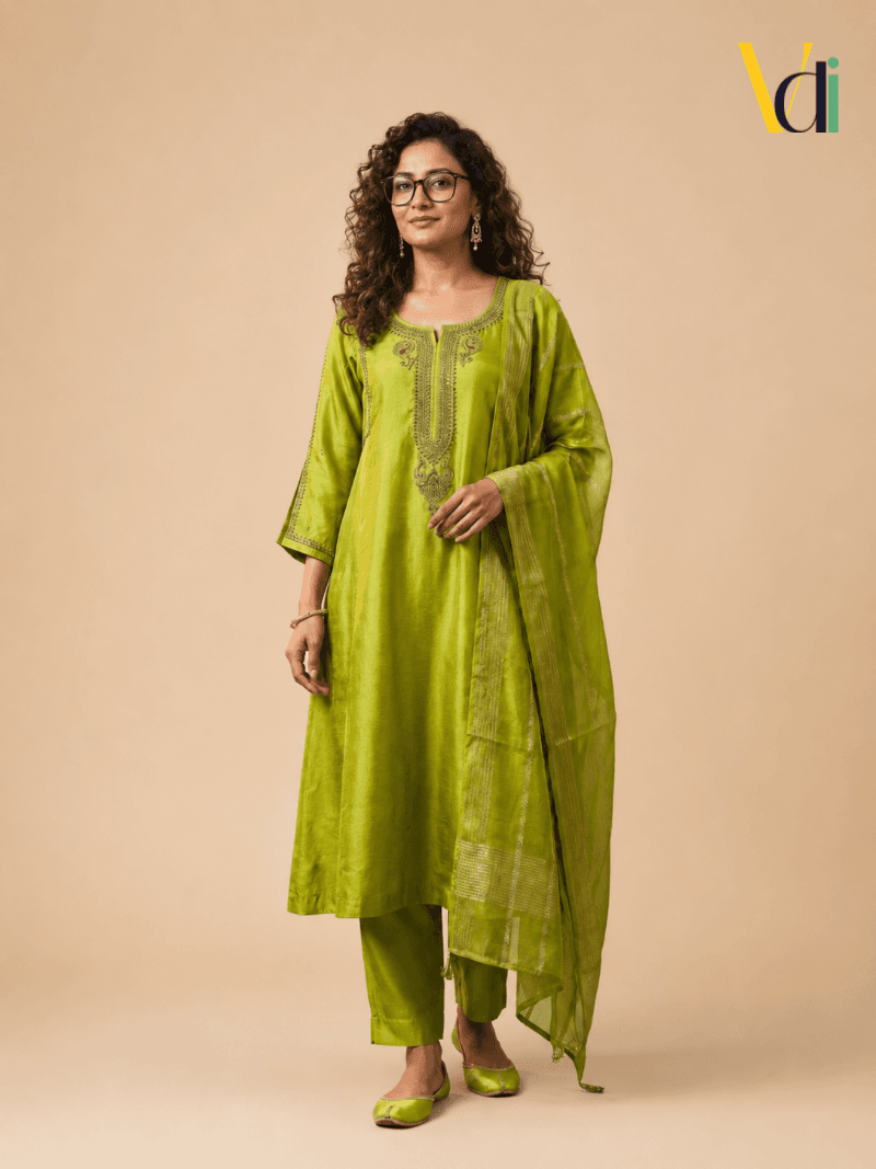 Pachai Mayil Set